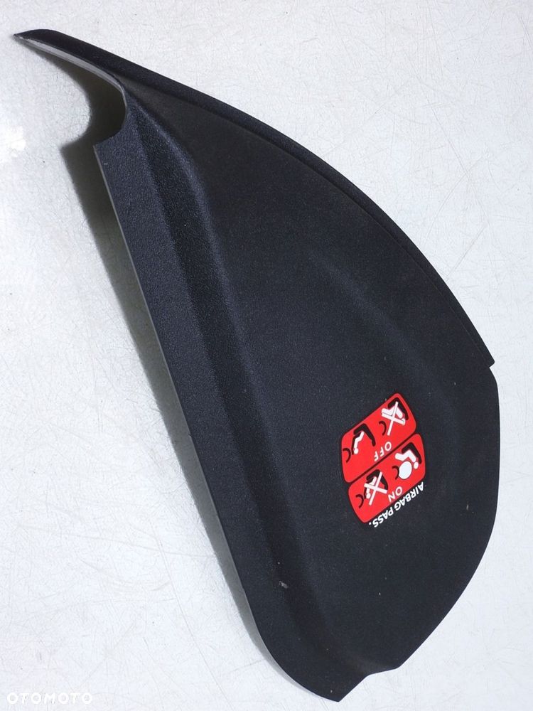 OSŁONA KONSOLI PRAWA CITROEN C4 PICASSO - 2