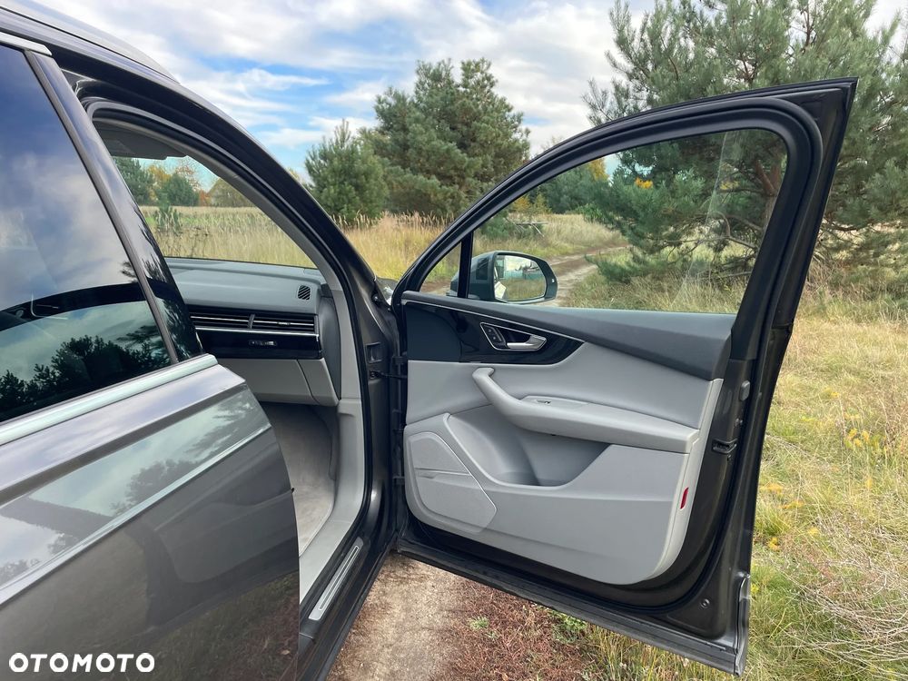 Audi Q7 3.0 TFSI Quattro Tiptr - 17