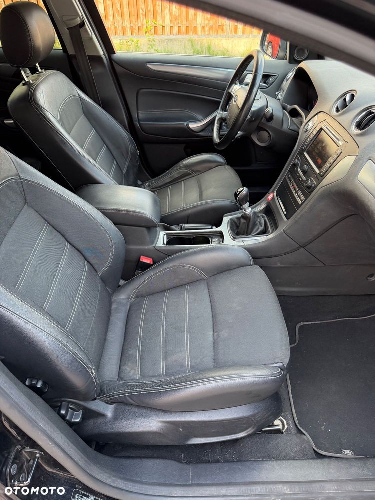 Ford Mondeo 2.2 TDCi Titanium - 17