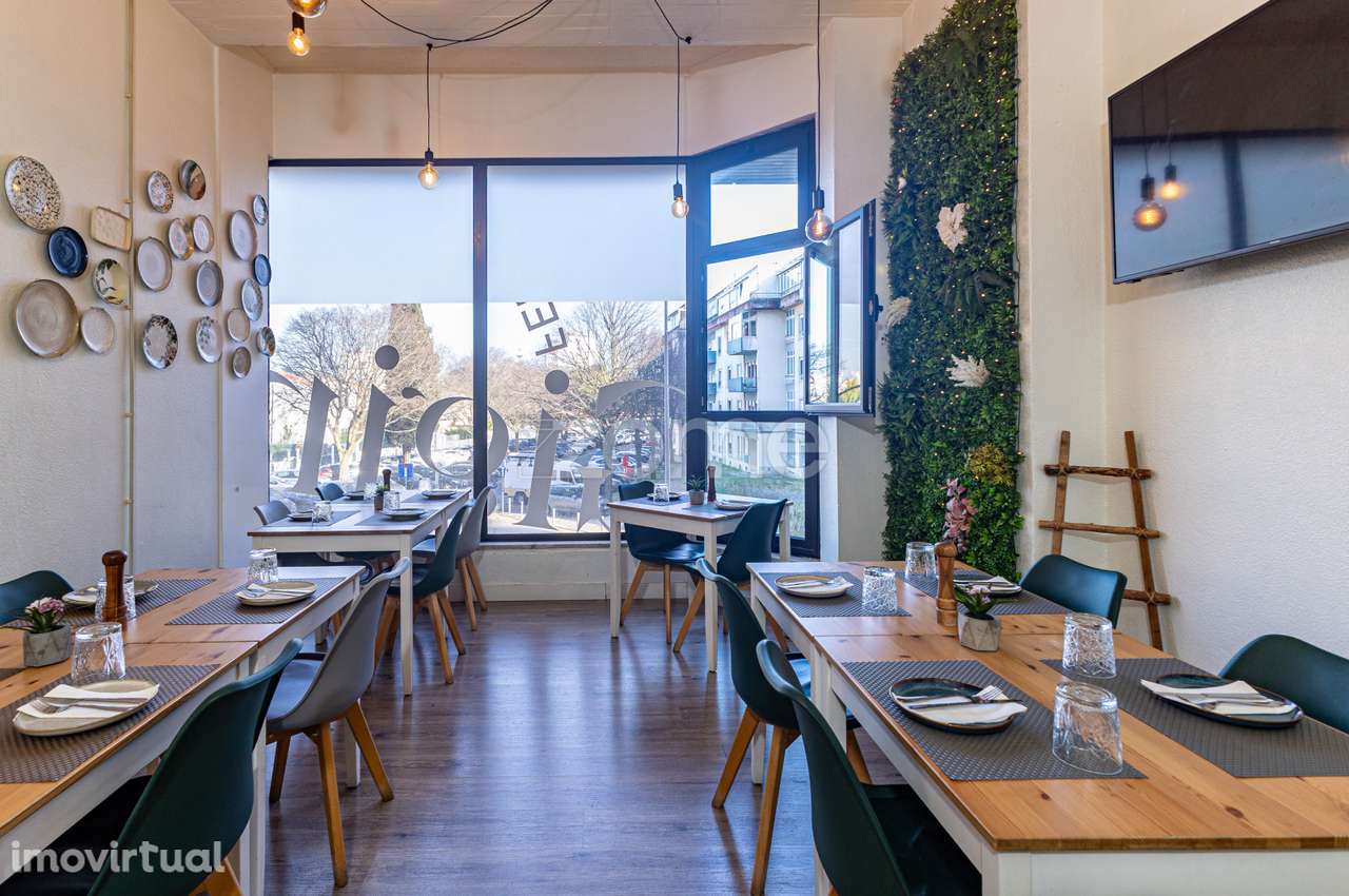 Trespasse de Restaurante Italiano Lucrativo – Qta. do Marquês, Oeir... - Grande imagem: 3/31