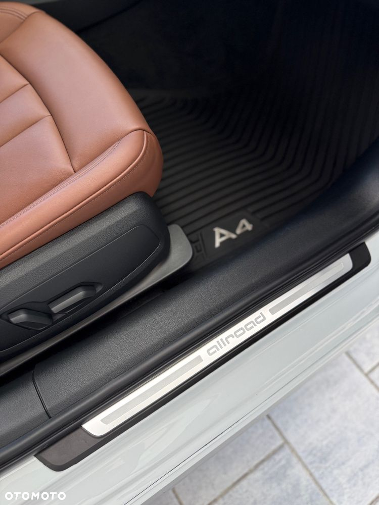 Audi A4 Allroad quattro 45 TFSI S tronic - 31
