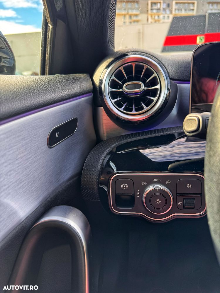 Mercedes-Benz A - 18