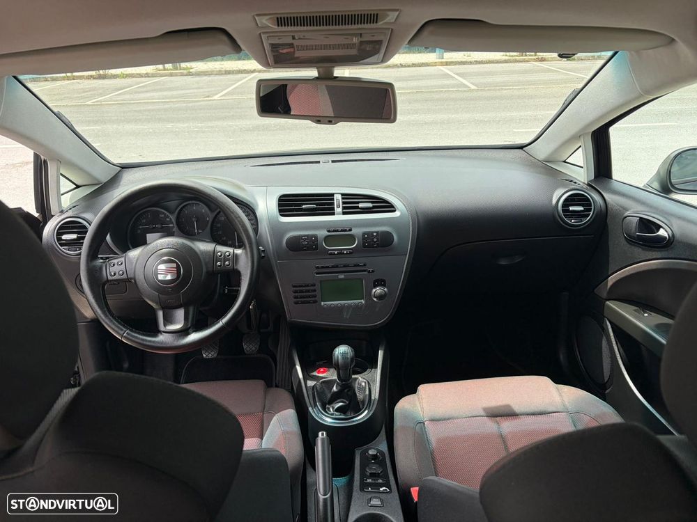 SEAT Leon 2.0 TDI Sport Up - 2