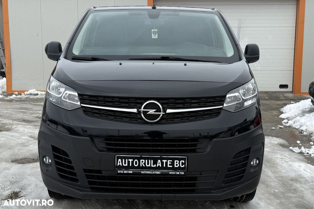 Opel Vivaro - 8