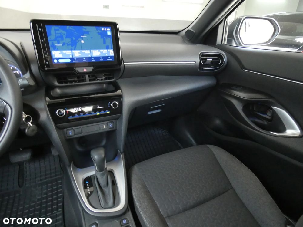 Toyota Yaris Cross Hybrid 1.5 Style - 32