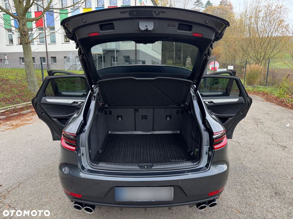 Porsche Macan - 34