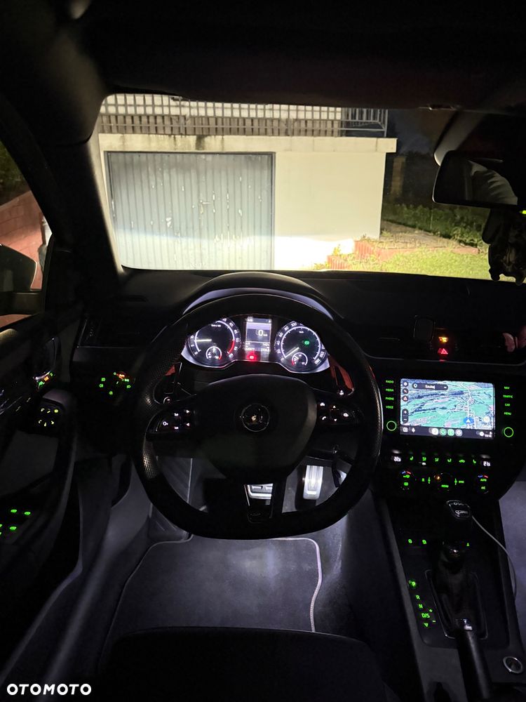 Skoda Octavia 2.0 TDI 4x4 RS DSG - 23
