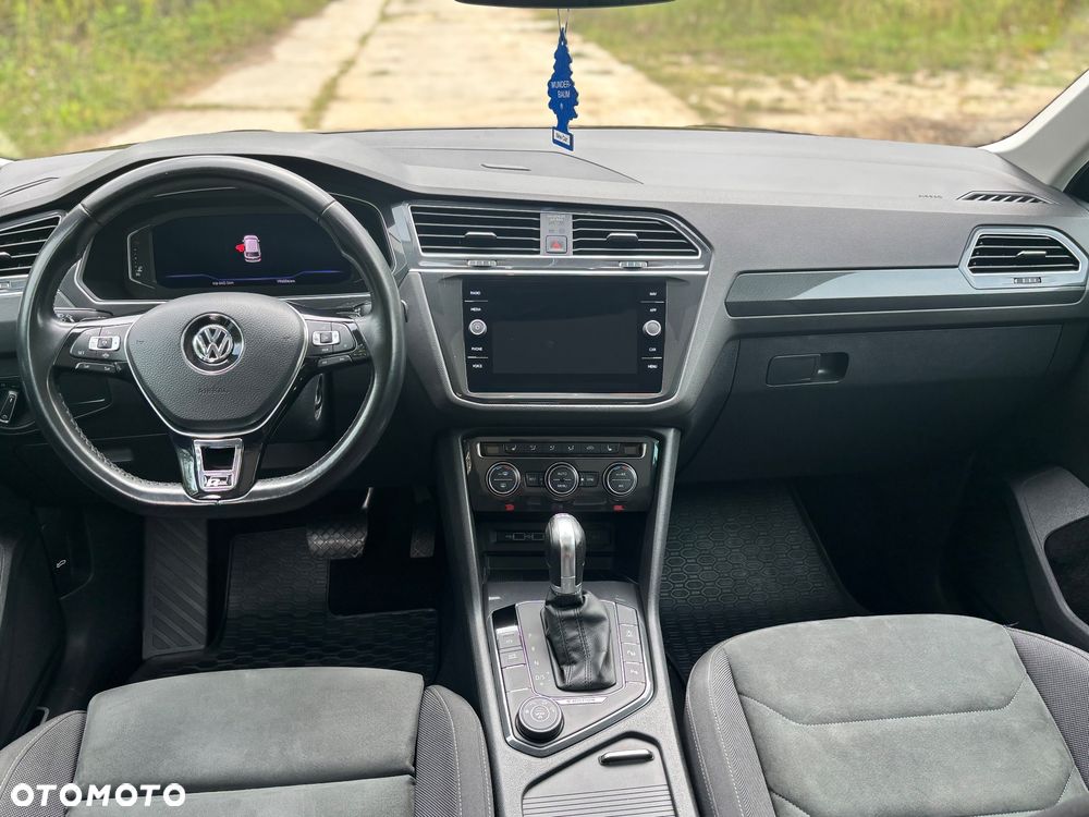 Volkswagen Tiguan 2.0 TDI SCR 4Mot R-Line DSG - 12