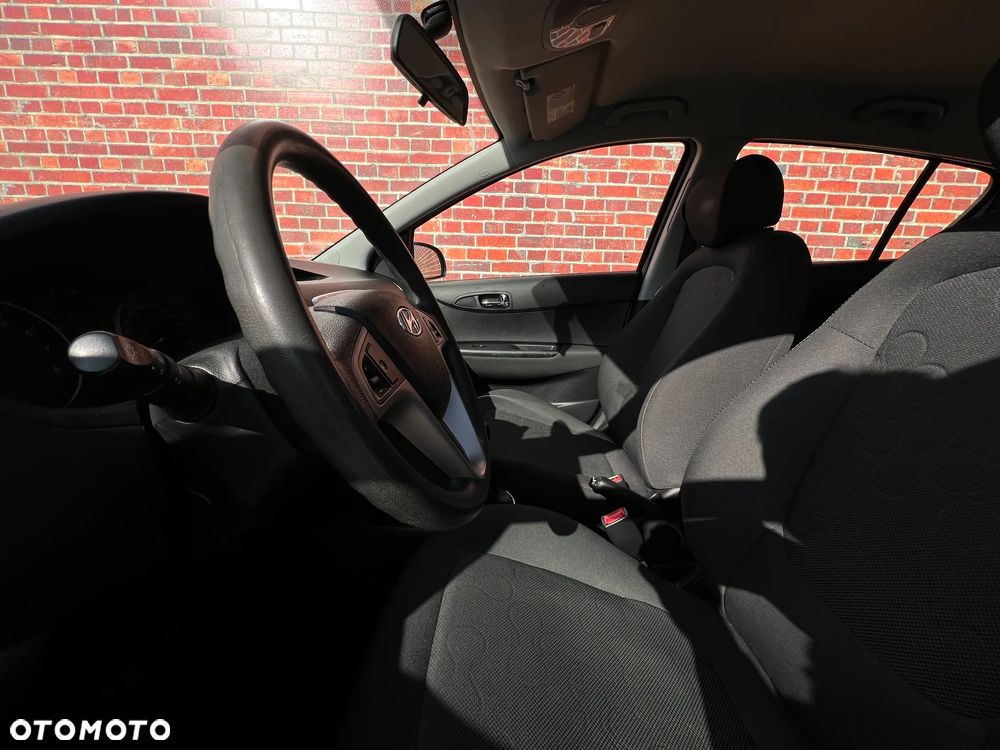 Hyundai i20 1.2 Comfort - 8