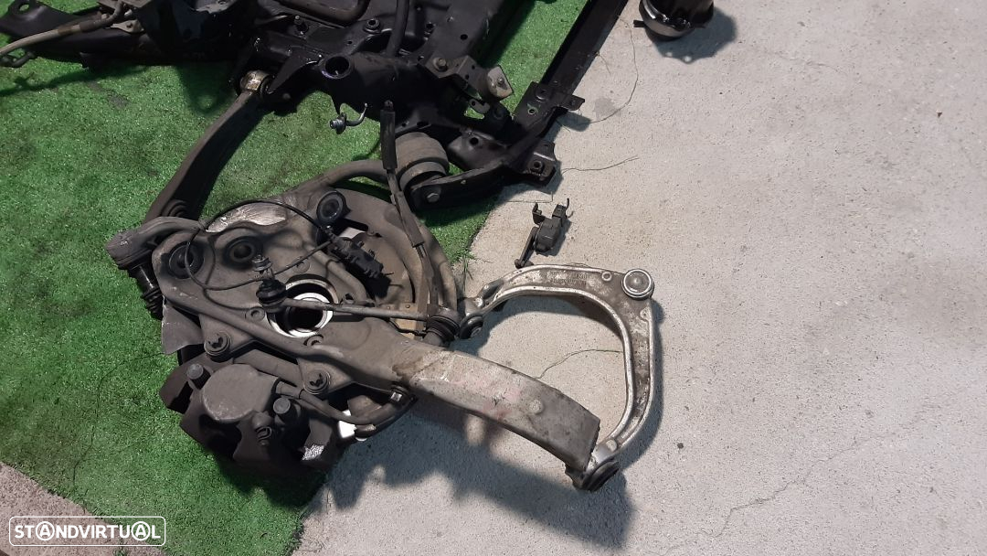 Suspensão BMW X5 X6 E70 E71 E72 Charrion charriot Braços direção Manga de eixo Apoio motor barra estabilizadora - 2