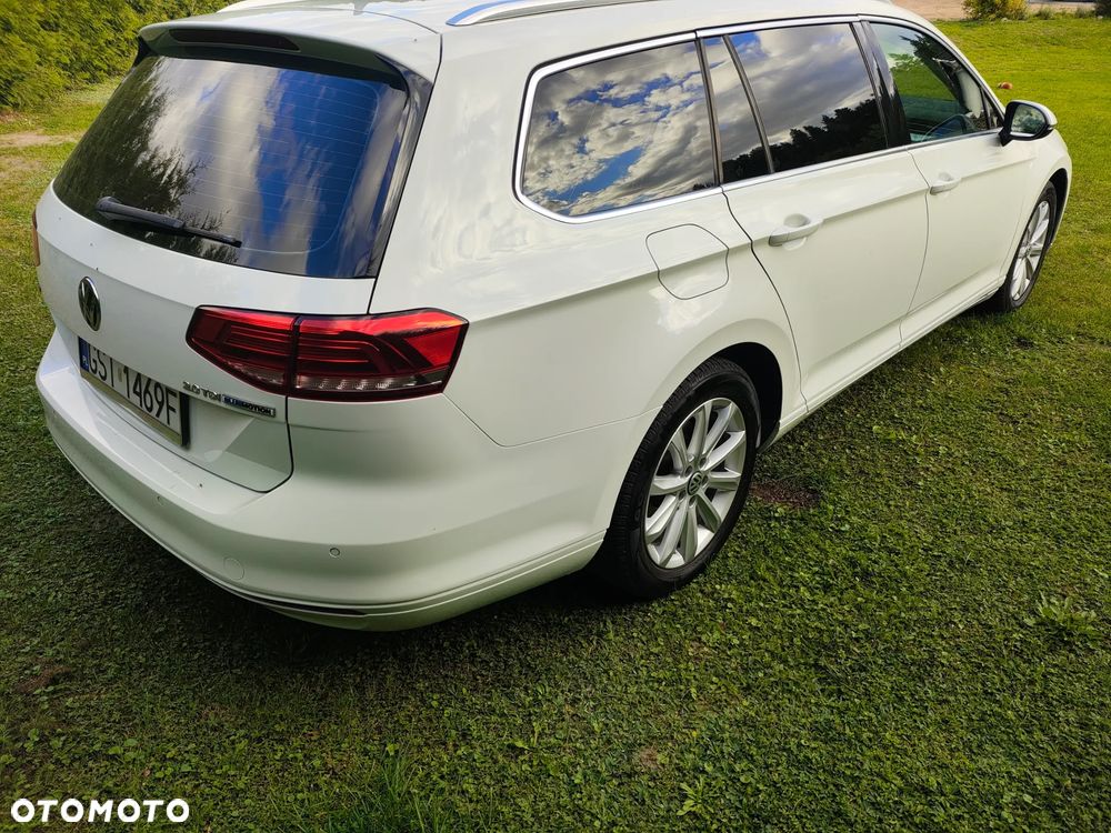 Volkswagen Passat 2.0 TDI (BlueMotion Technology) Comfortline - 3