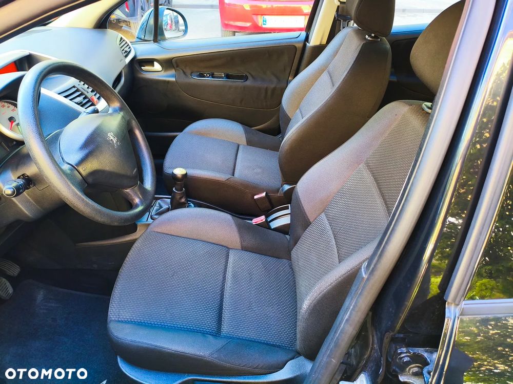 Peugeot 207 1.4 HDi Millesim 200 - 9
