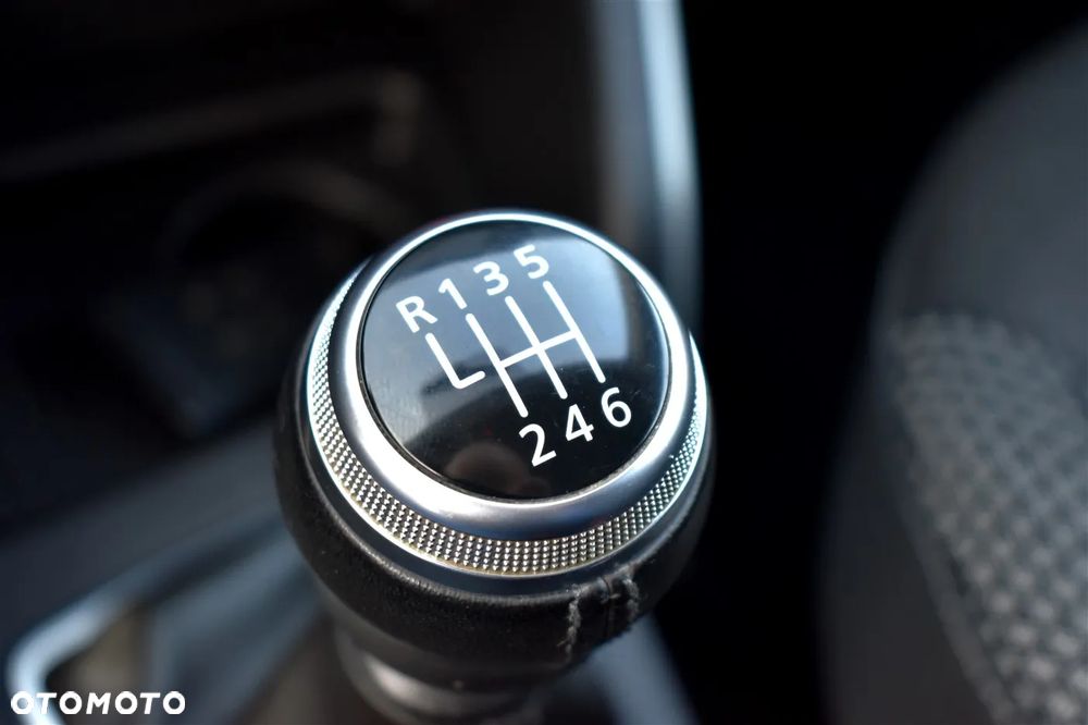 Dacia Duster TCe 150 2WD GPF Sondermodell Adventure - 37