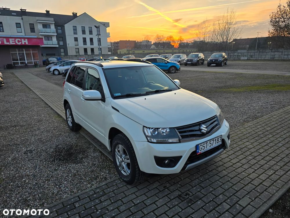 Suzuki Grand Vitara 2.4 Premium - 4