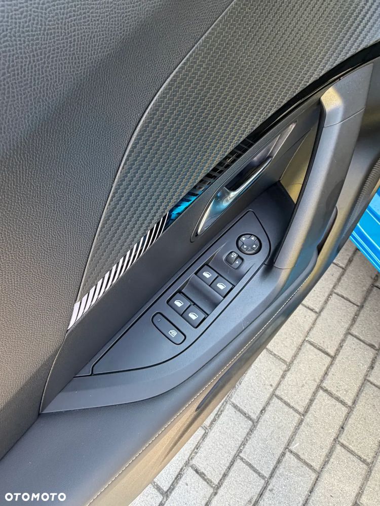 Peugeot 2008 1.2 PureTech Allure S&S EAT8 - 11
