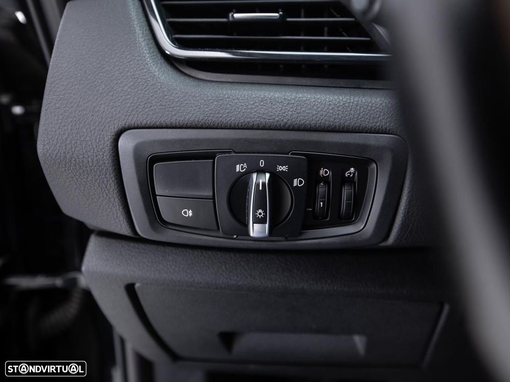BMW 216 Active Tourer d - 15