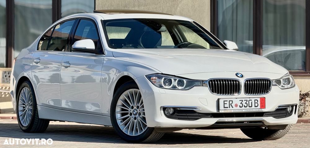 BMW Seria 3 318d Aut. Luxury Line - 2