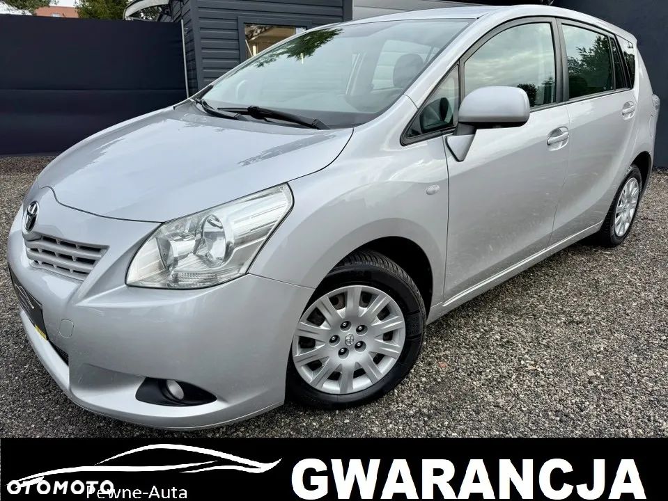 Toyota Verso 1.8 Premium 7os - 1