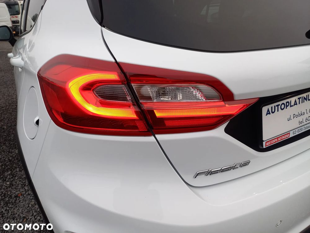 Ford Fiesta 1.0 EcoBoost S&S ACTIVE - 12