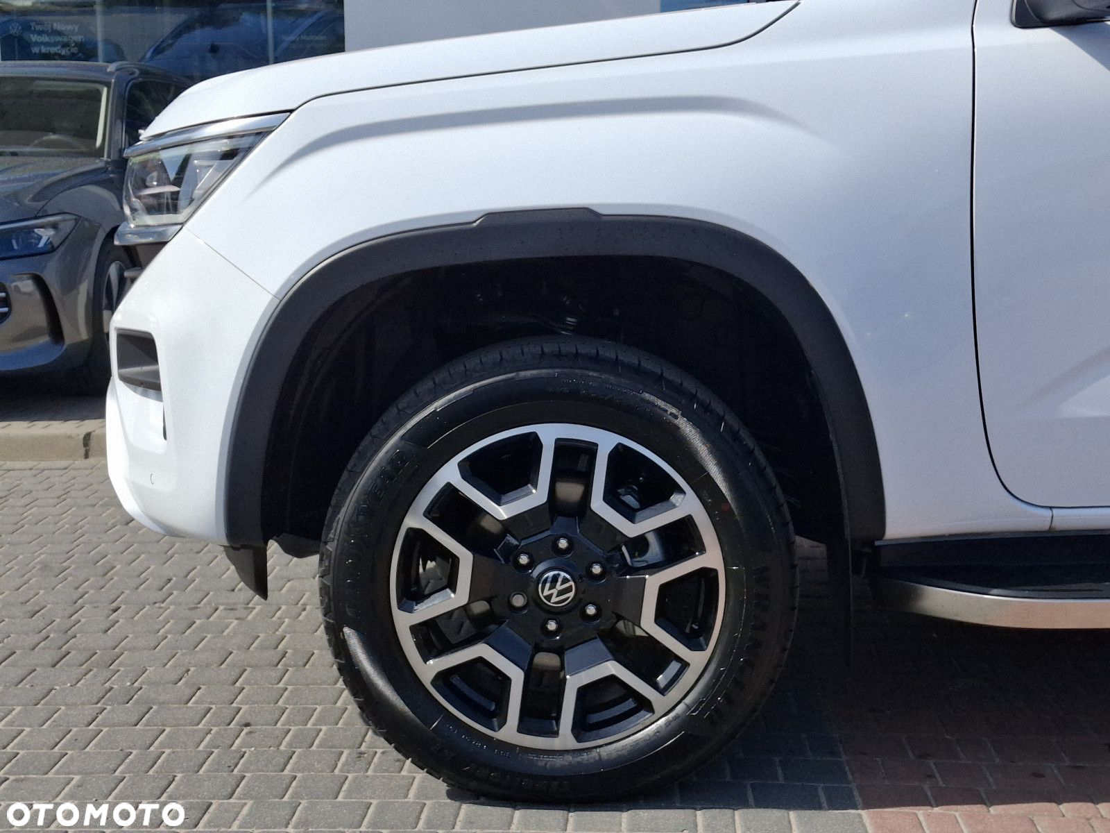Volkswagen Amarok - 13