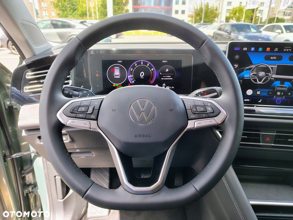 Volkswagen Tiguan - 15