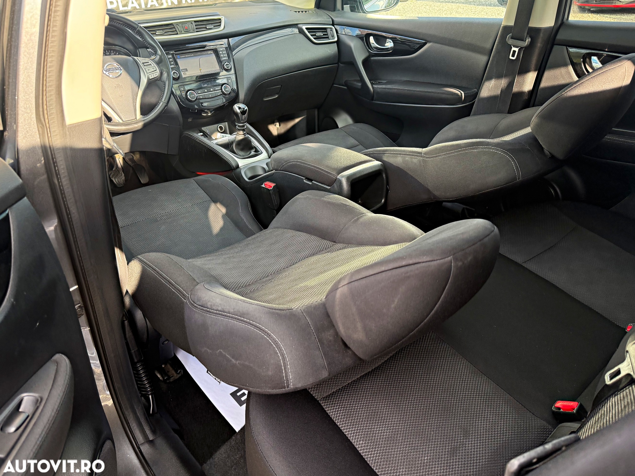 Nissan Qashqai 1.6 DCI N-Connecta - 6