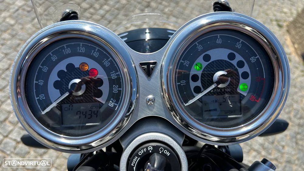 Triumph Speed Twin 1200 - 6