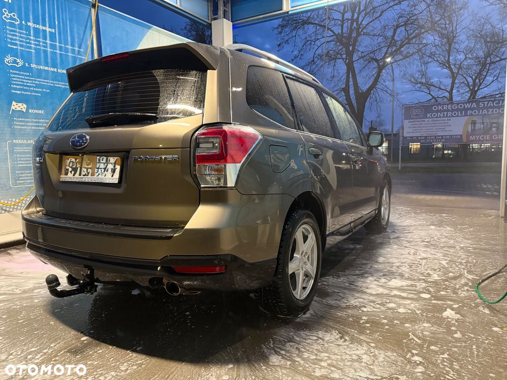 Subaru Forester 2.0 i Exclusive Special (EyeSight) Lineartronic - 2