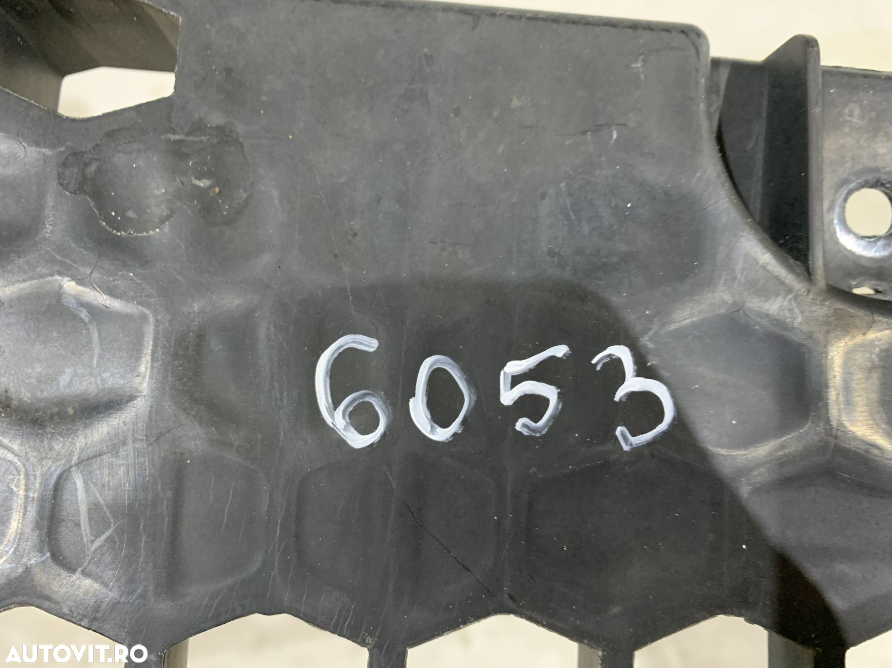 Inchidere inferioara Bara fata, Hyundai IX20, 2012, 2013, 2014, 2015, 2016, 2017, 2018, cod origine OE 86571-1K000. - 6