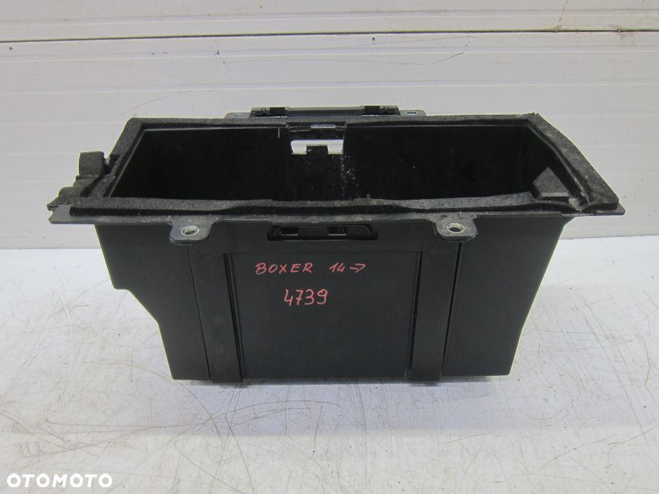 obudowa-schowek akumulatora Peugeot boxer 14- - 1