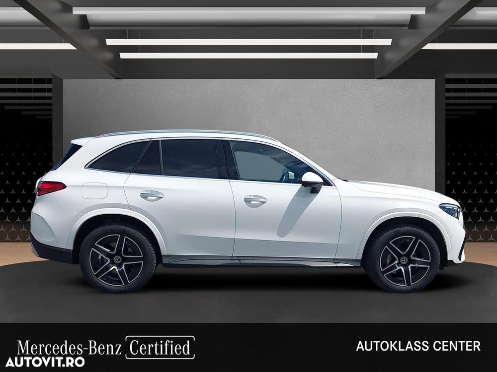 Mercedes-Benz GLC 300 e 4Matic 9G-TRONIC AMG Line Advanced - 8