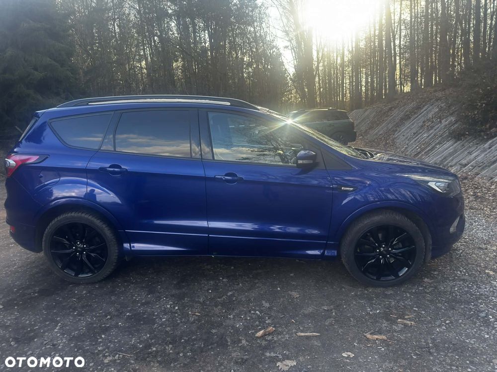 Ford Kuga - 10
