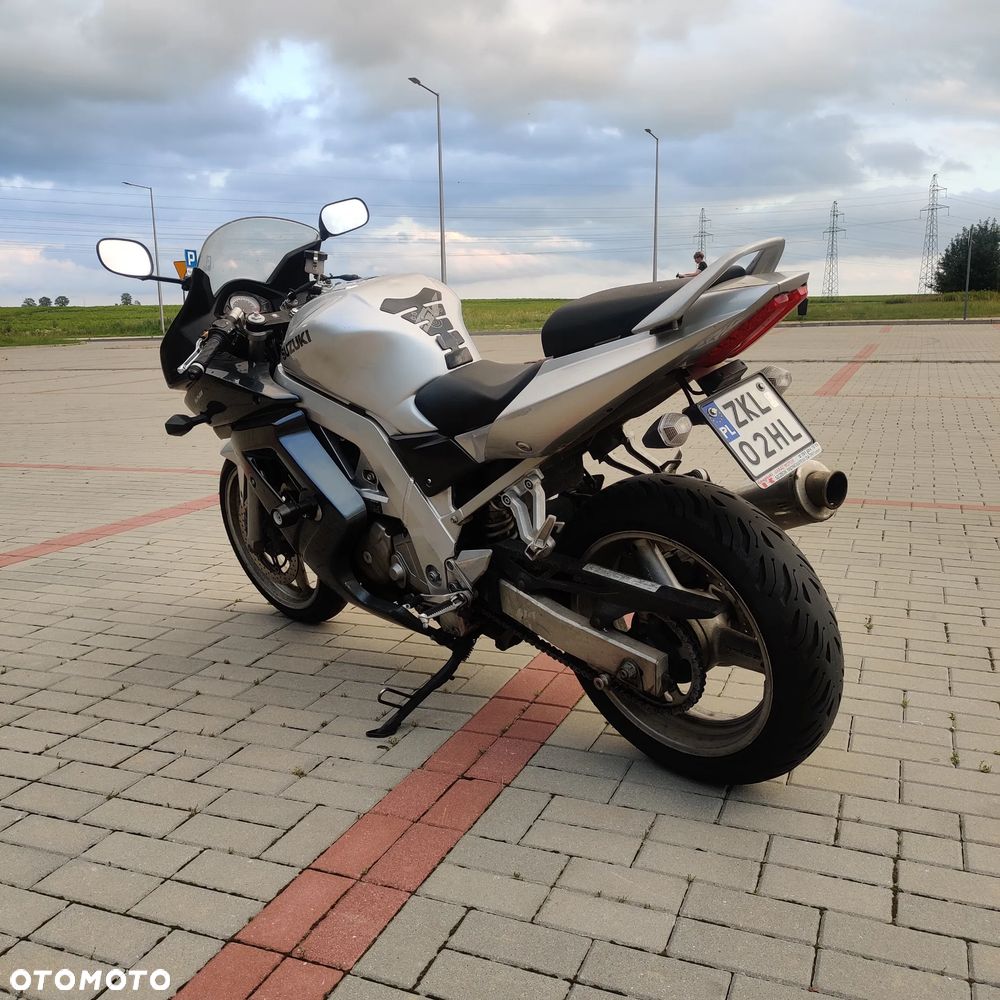 Suzuki SV - 4