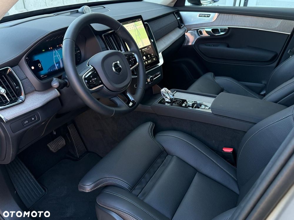 Volvo XC 90 T8 AWD Plug-In Hybrid Ultra Dark 7os - 10