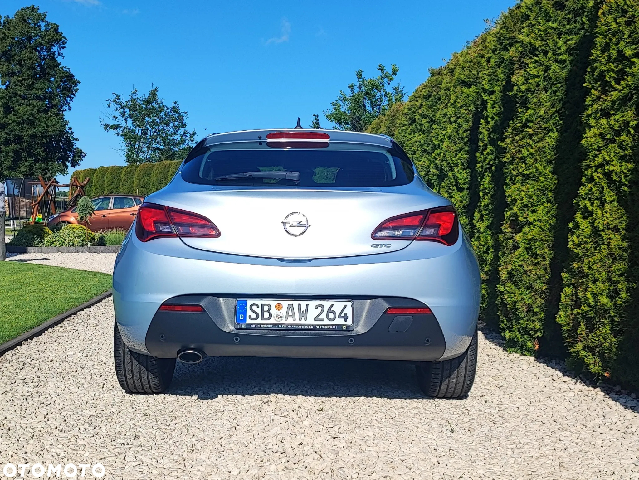 Opel Astra GTC 1.4 Turbo - 11