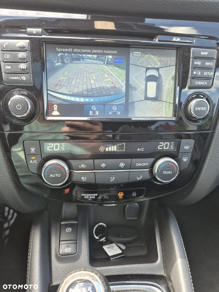 Nissan Qashqai 1.6 DCi Tekna EU6 - 14