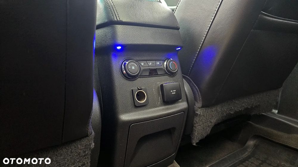 Ford Explorer - 31