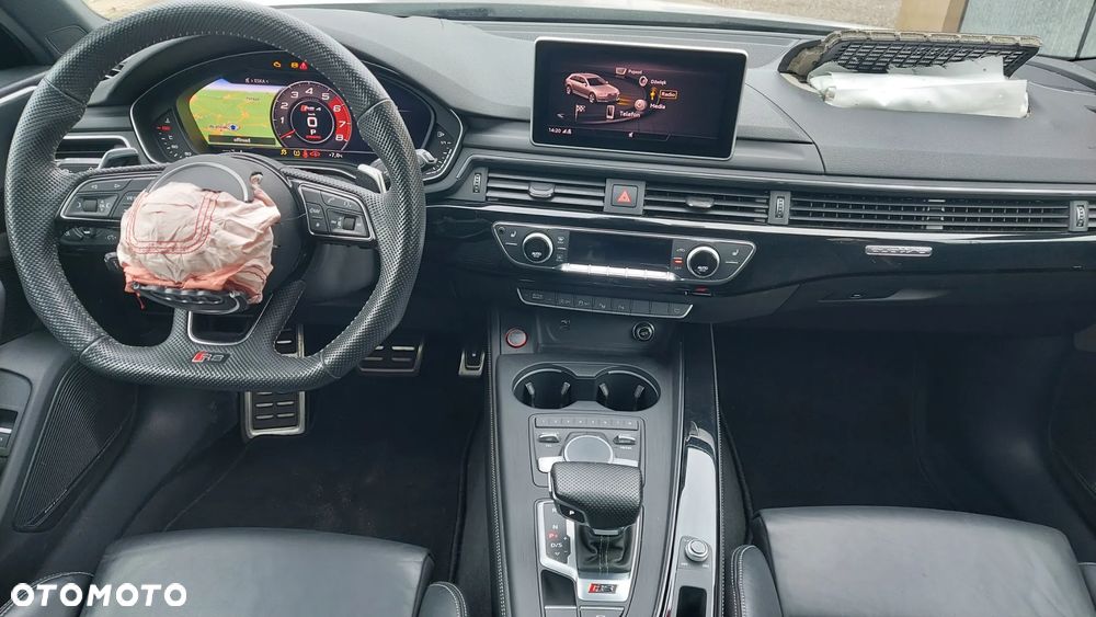 Audi RS4 Avant Avant quattro tiptronic - 24