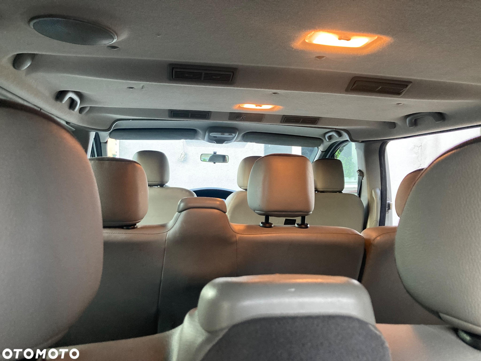Opel Vivaro L2H1 2.9t - 10