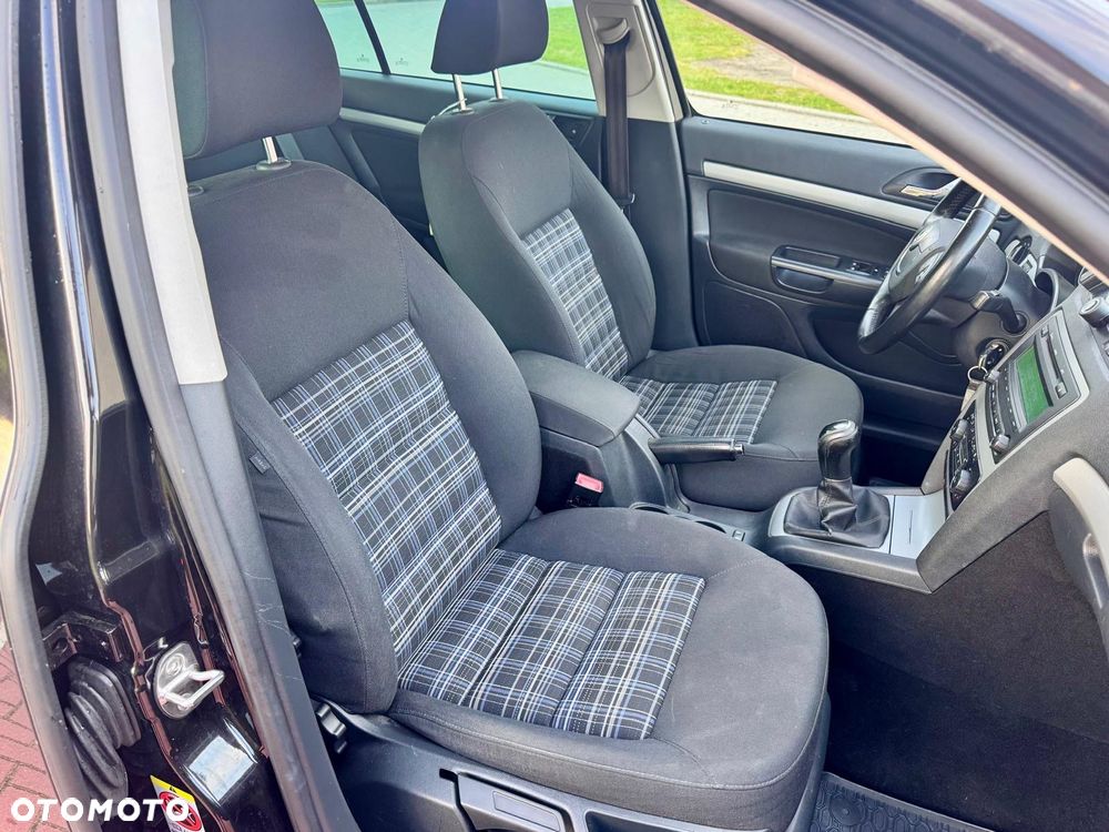 Skoda Octavia 2.0 TDI Ambiente - 12