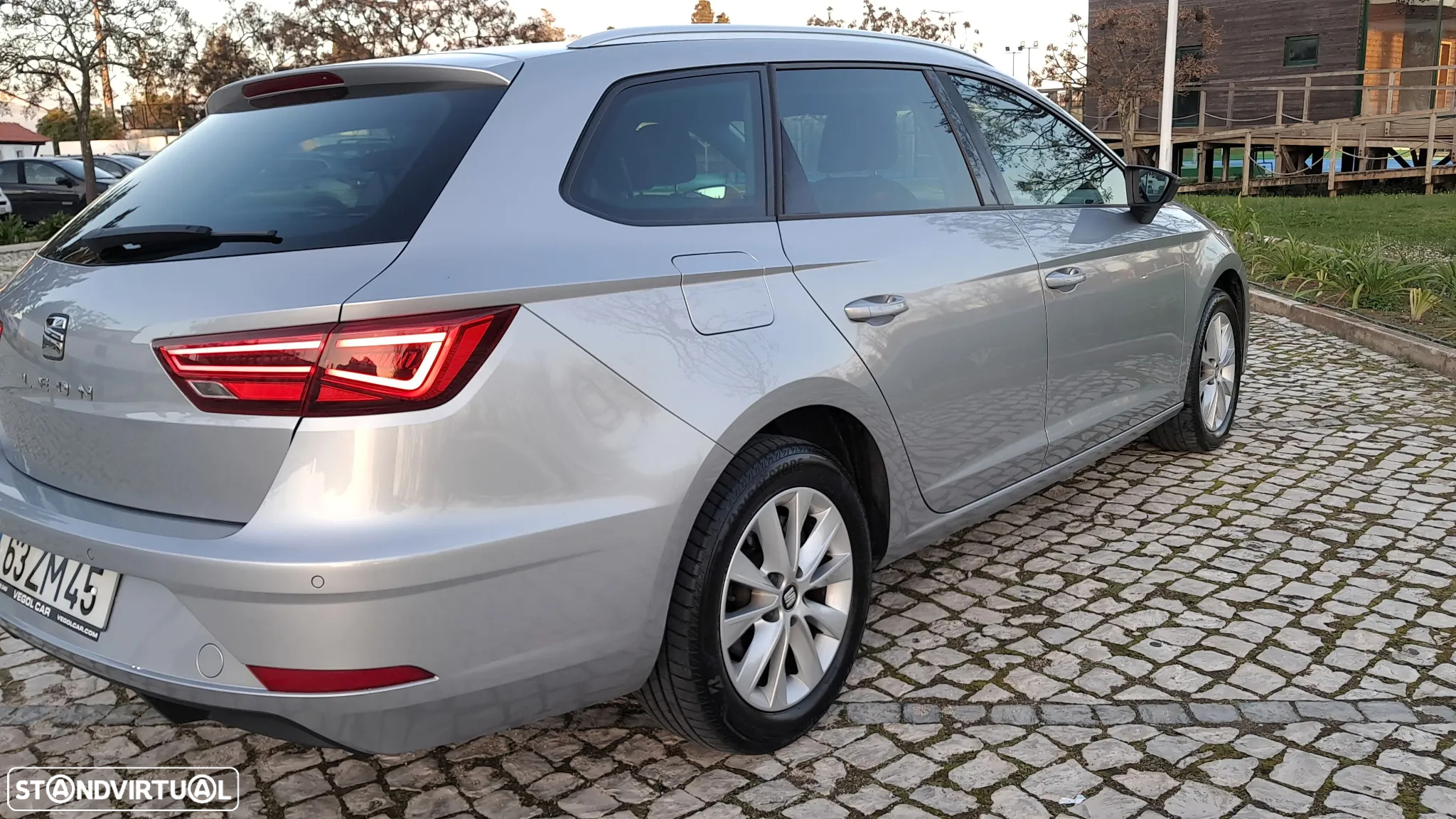 SEAT Leon ST 1.6 TDI Style S/S - 8