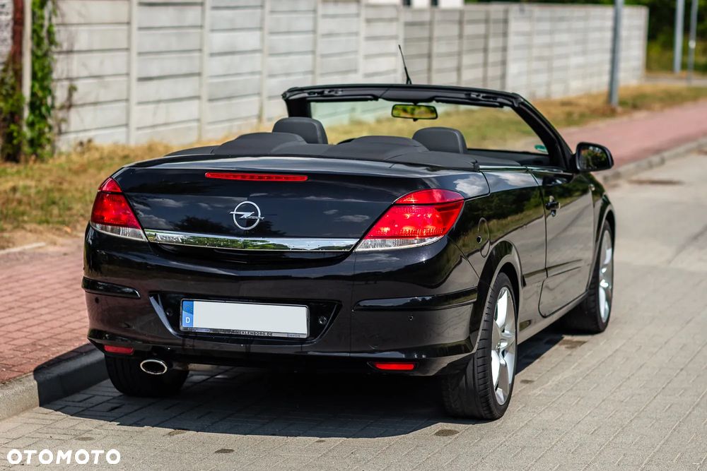 Opel Astra 1.8 - 10