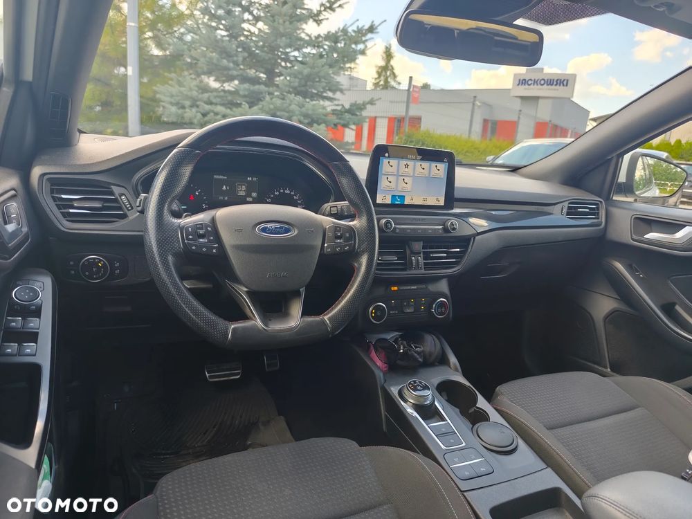 Ford Focus 1.5 EcoBlue Start-Stopp-System ST-LINE - 8