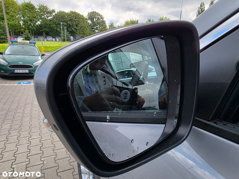 Ford Kuga - 10