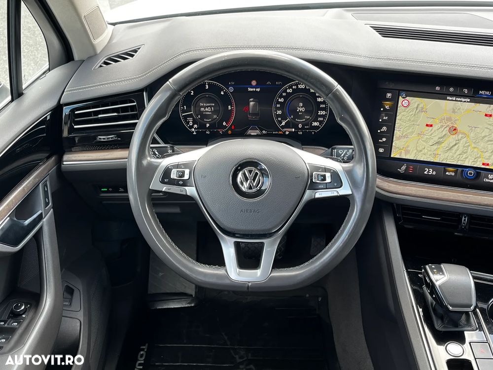 Volkswagen Touareg 3.0 V6 TDI 4Motion DPF Automatik - 12