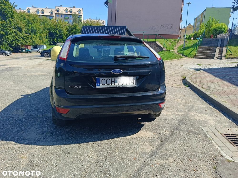 Ford Focus 1.6 Ambiente - 3