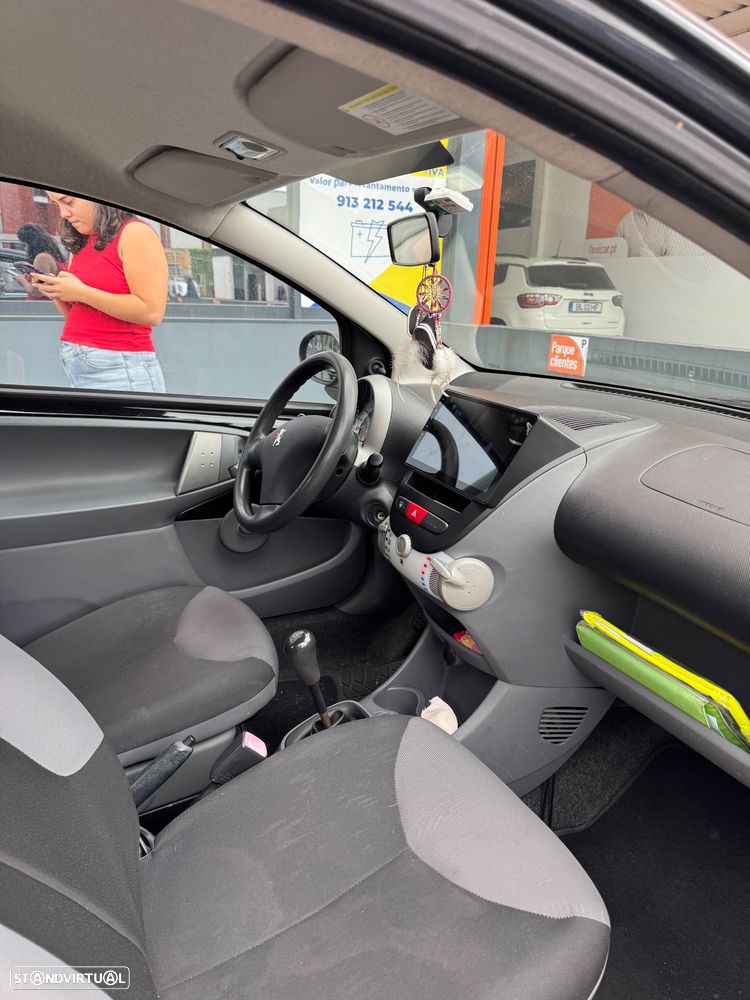 Peugeot 107 - 6