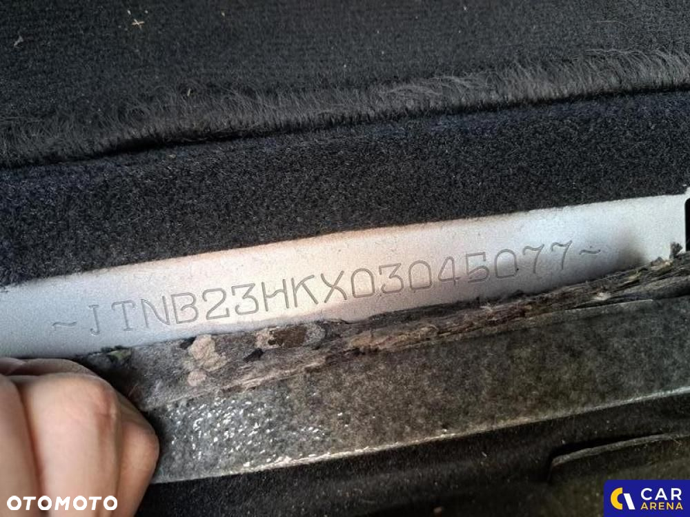 Toyota Camry - 9
