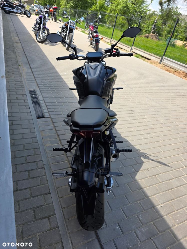 Yamaha MT - 37
