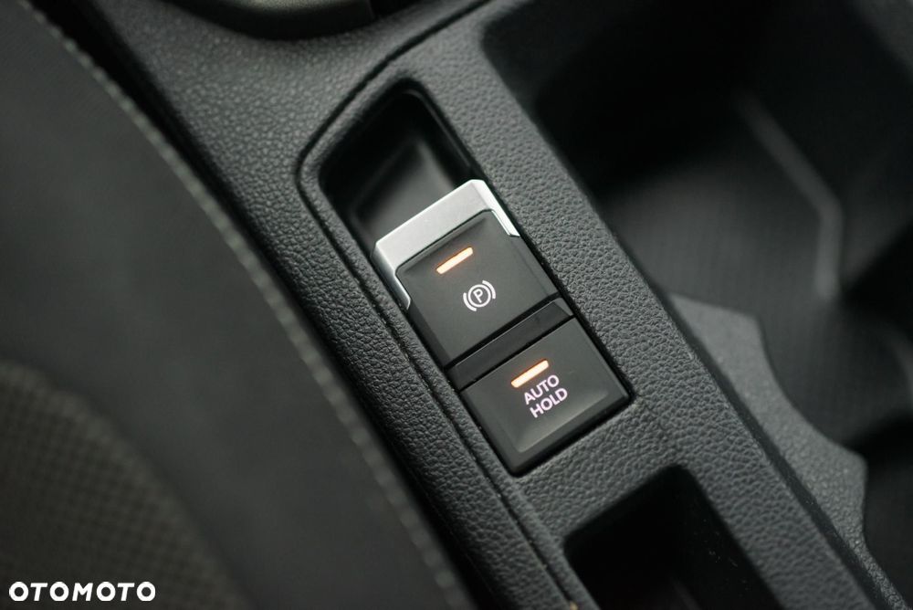 Volkswagen T-Roc - 26